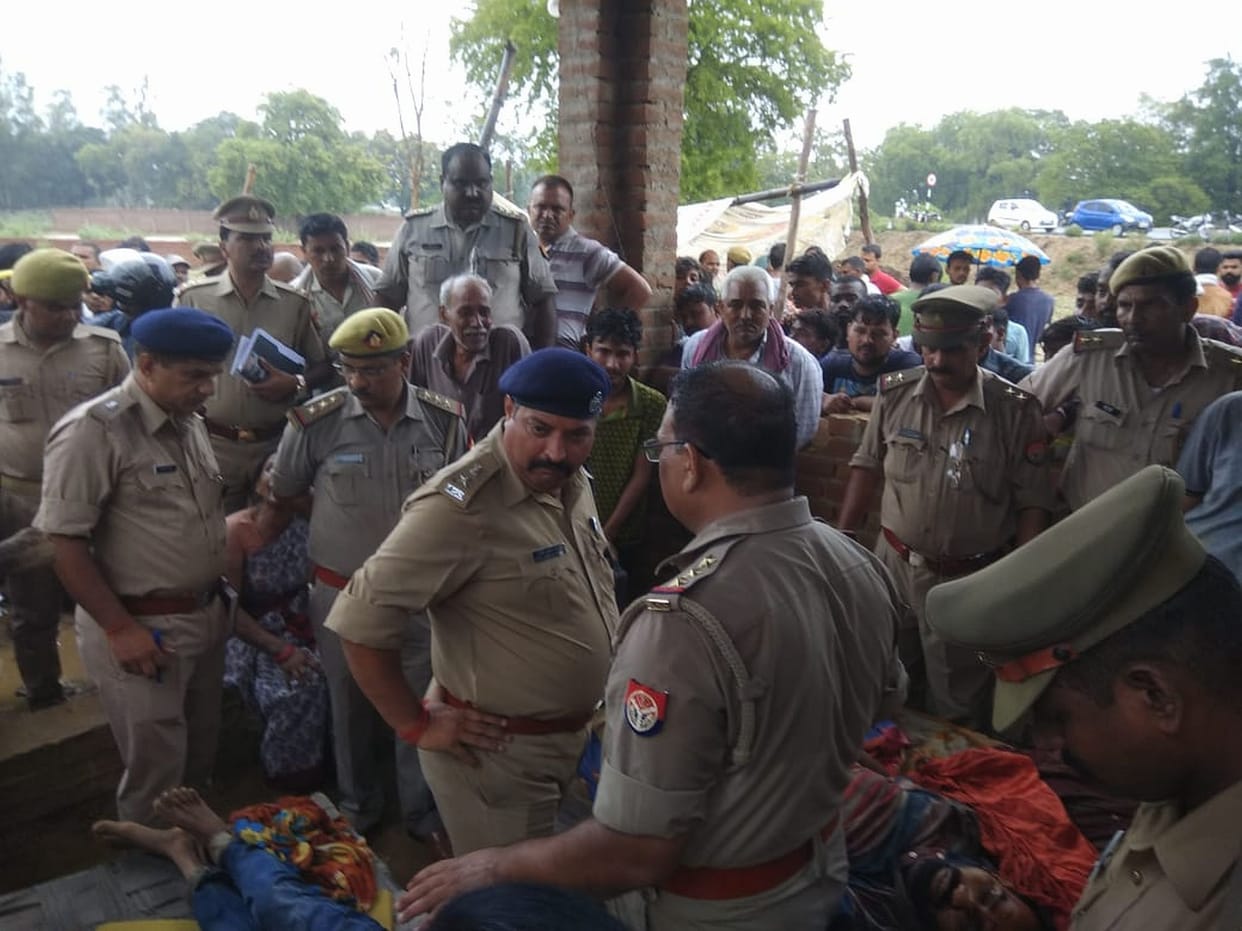 The murder of uncle-nephew for four Biswa land