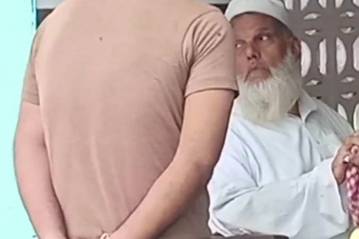 UP NEWS: illegal weapons was selling from madarsa in Bijnor and soon the case will open