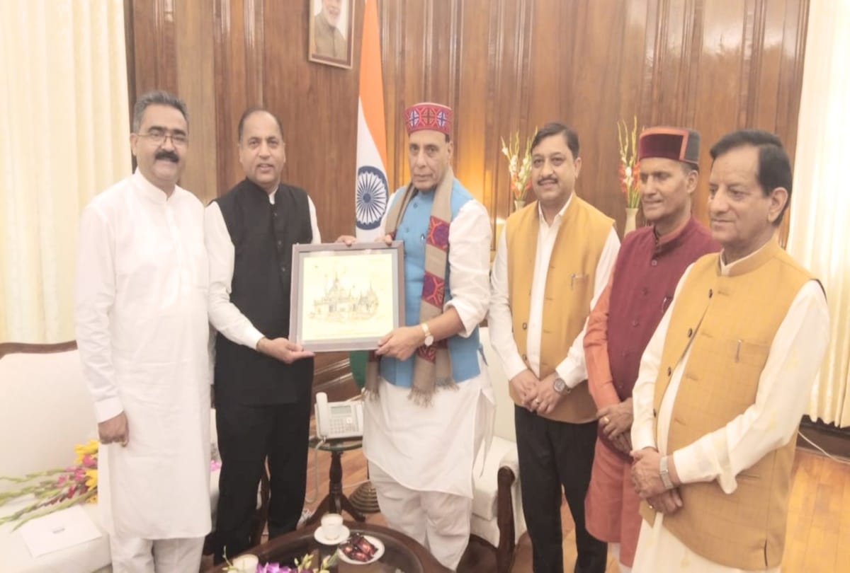 himachal cm jairam thakur calls on defence minister rajnath singh in delhi