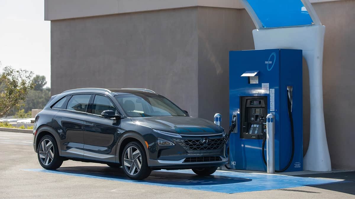 Hyundai motor India will Launch Hydrogen Fuel running Hyundai Nexo Electric SUV in India very soon