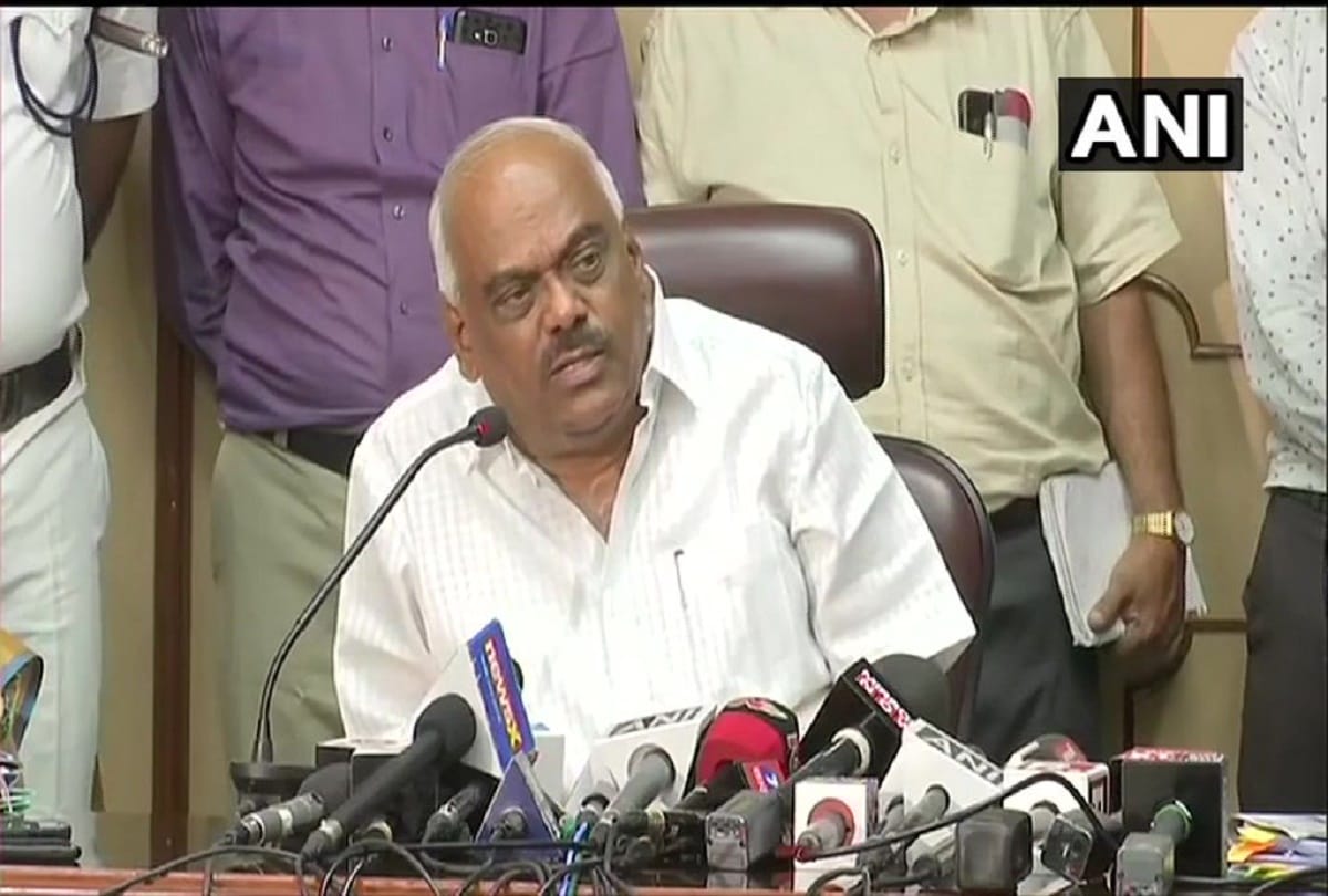 Karnataka News in Hindi: Speaker sets Tuesday 6 pm deadline for trust vote