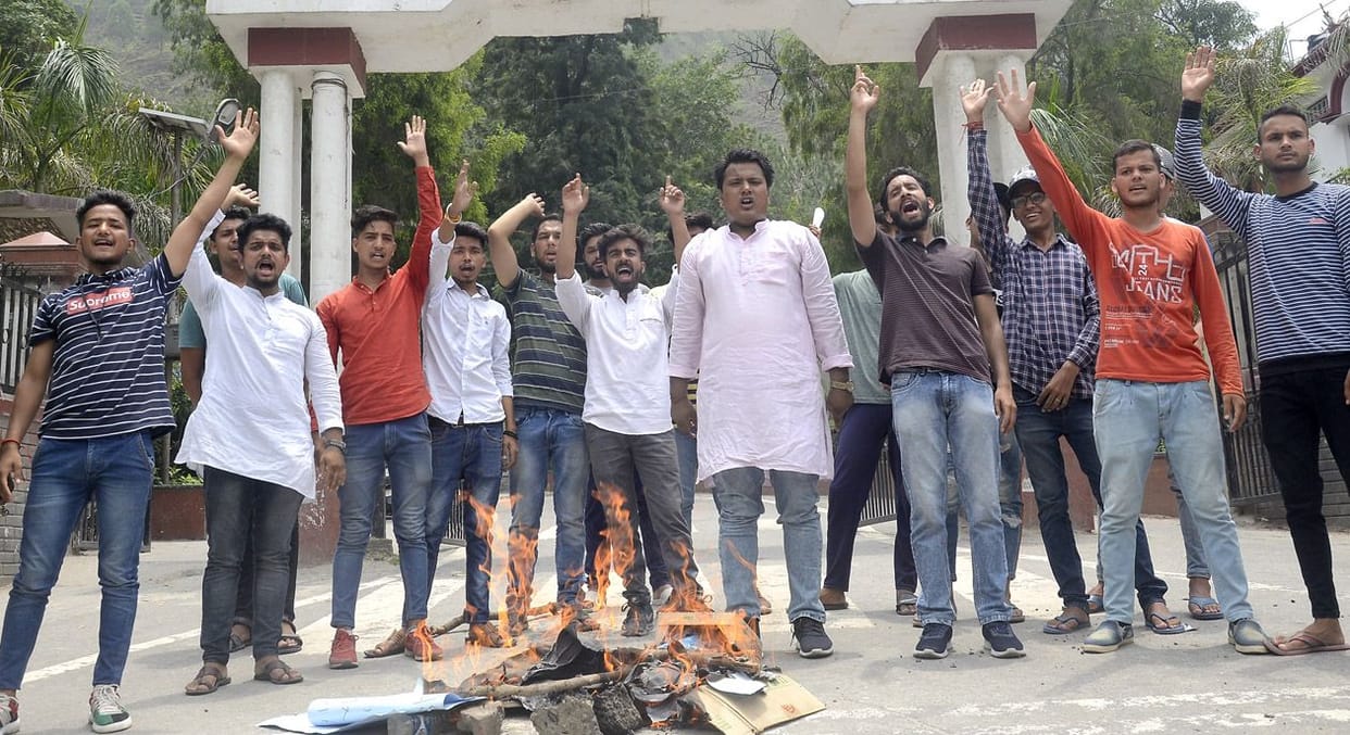 Students movement In Uttarakhand Garhwal