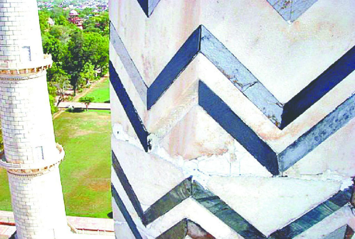 protection of Taj Mahal minarets and mudpack therapy will start soon