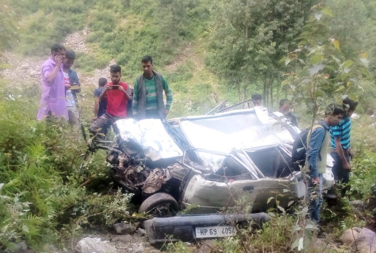 three killed in accidents in mandi and kullu himachal pradesh