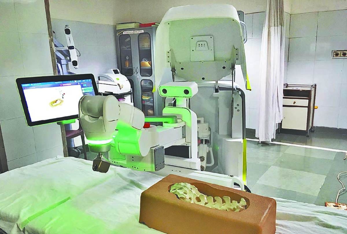 Delhi: Israeli robot arrives for spine surgery, help in challenging case