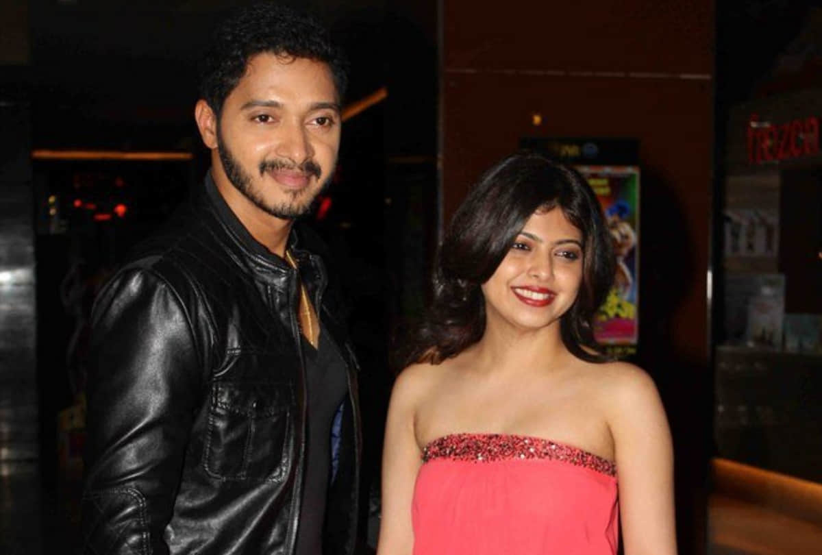 Actor Shreyas Talpade warns about wife impersonator