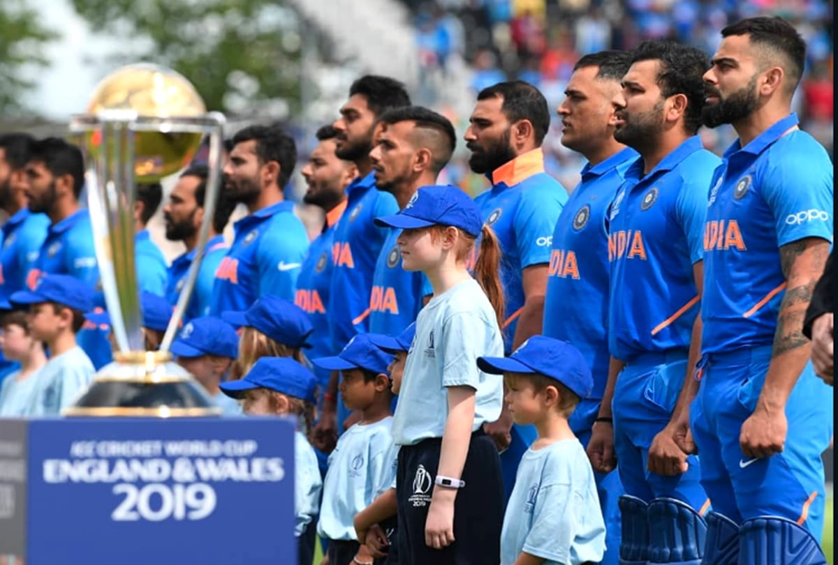 Independence Day 2019: Why Indian cricket team wear blue jersey