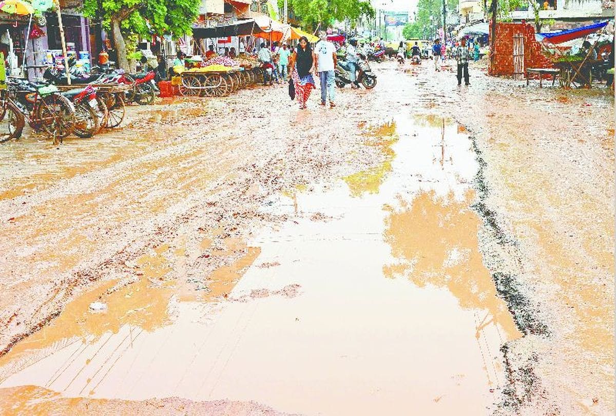 students unable to attending school due to waterlogged in rain