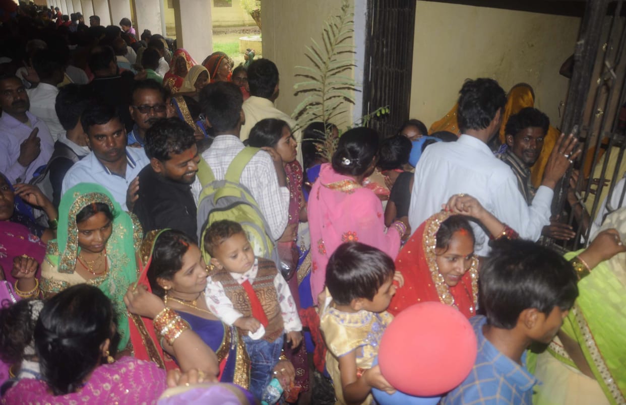 62 couples marriage between mismanagement