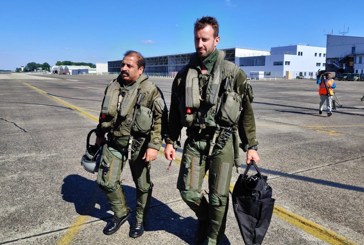 Rakesh Kumar Singh Bhadauria Know about New Indian Air Force Chief Of Air Staff