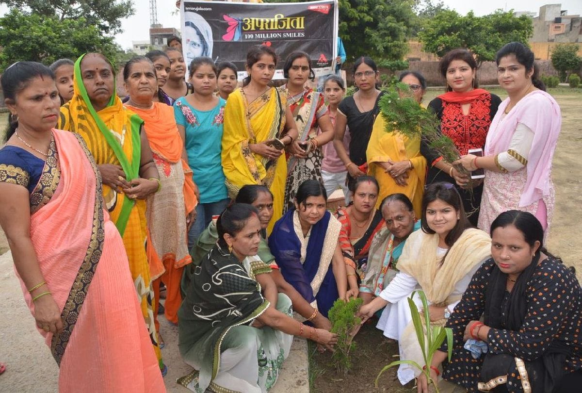 Aparajita 100  Million  Smiles Women plant trees in park firozabad