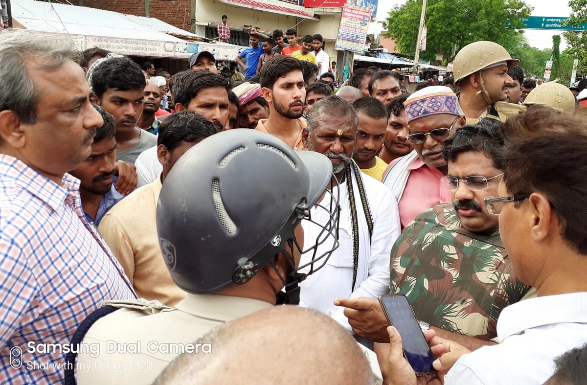 child died after co bolero car collided ti cycle in ahraula azamgarh 