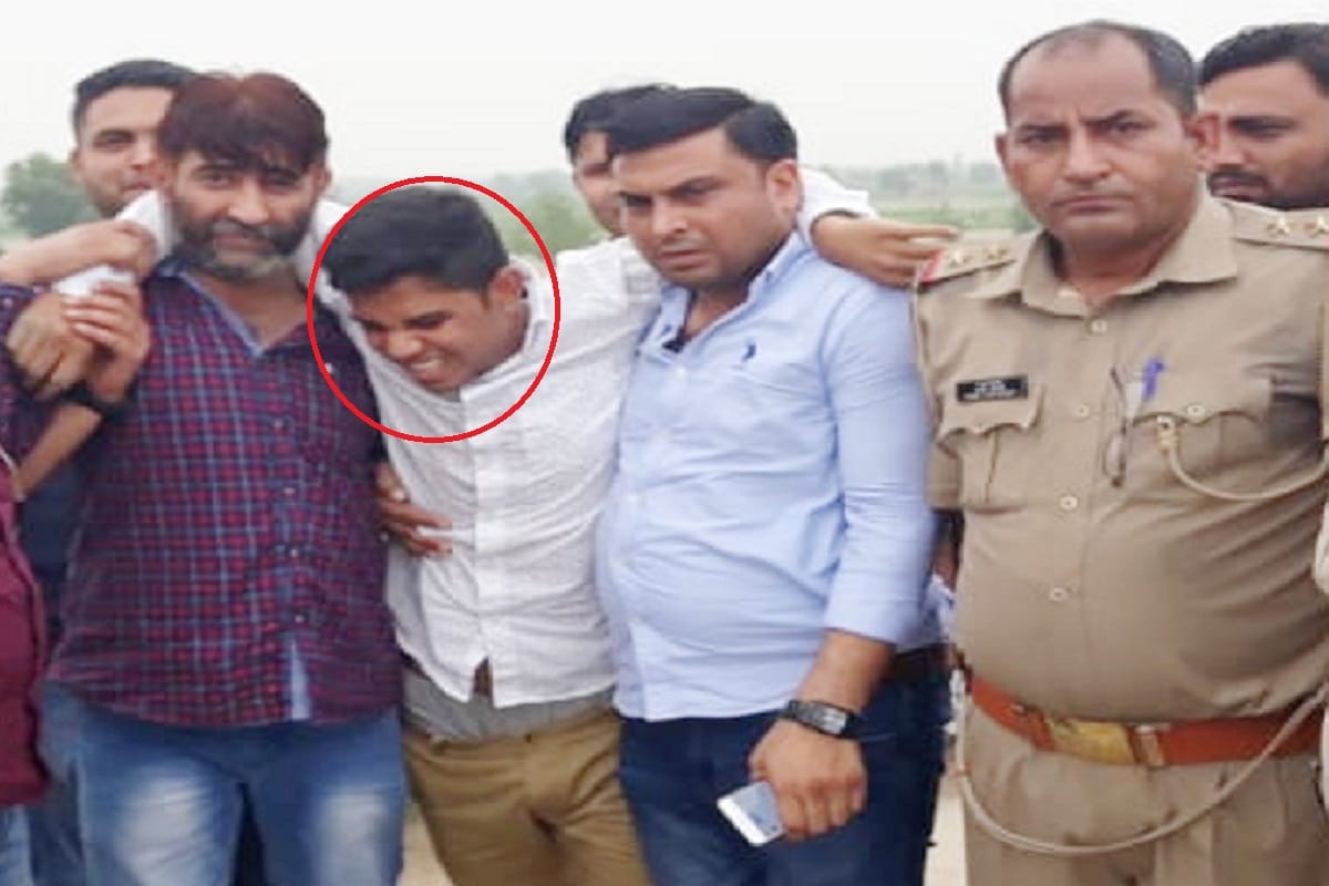 A badmash injured and arrested in police encounter at Baghpat city