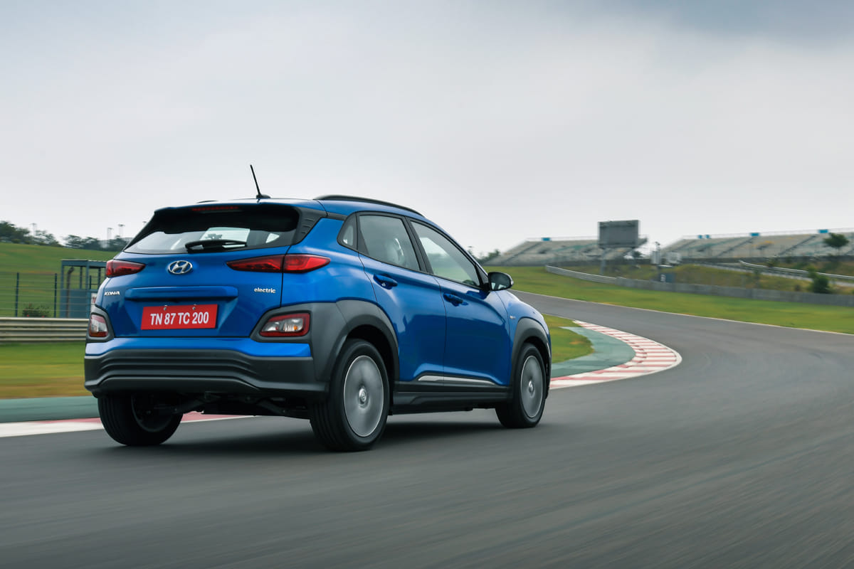 Hyundai Kona Electric sets range record of more than 1000 km on a single charge hyundai kona ev range km