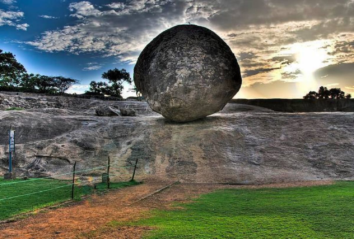 Mysterious stone Mystery of krishna butterball Mahabalipuram Balancing Rock