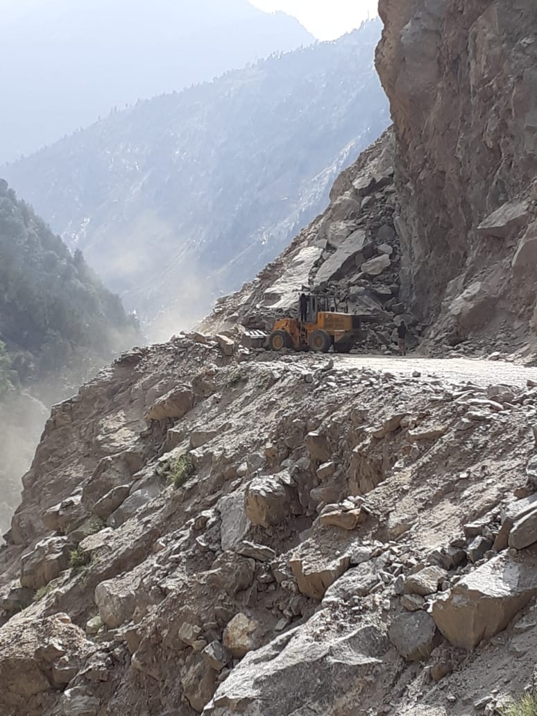 NH cloesd due to lansliding