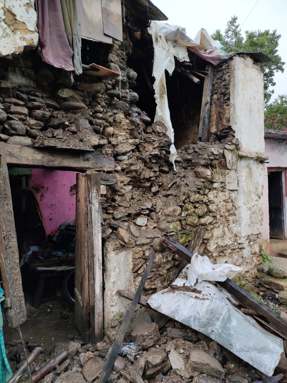 house demolished in bageshwar