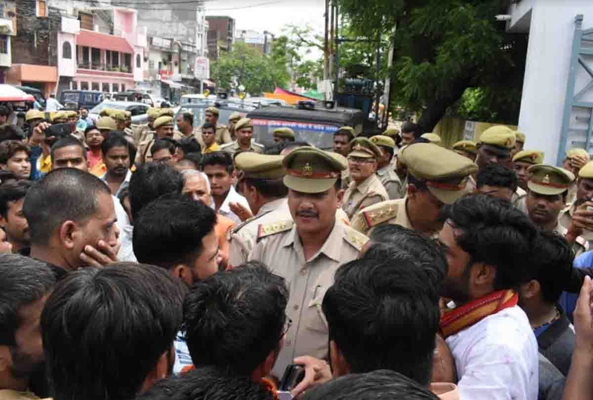 Jai Shriram sloganeering case in unnao