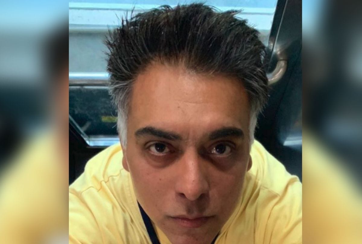 ram kapoor crying video gone viral on instagram while getting corona vaccination