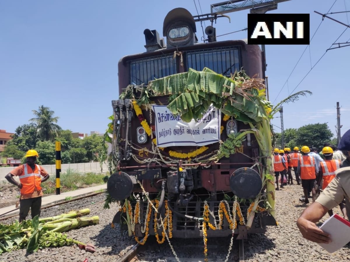 Water Crisis: Train carrying water from Vellore to Chennai
