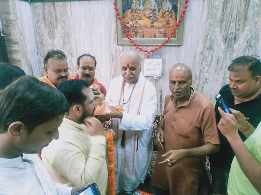 Praveen togadia Allegation on bjp for Avoid hindu and accept muslims