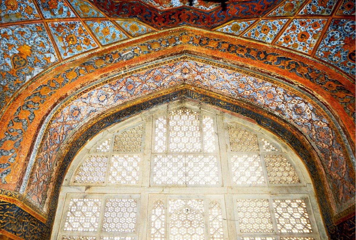 golden painting of Akbar's Tomb and etmaddaula ka makbara in agra