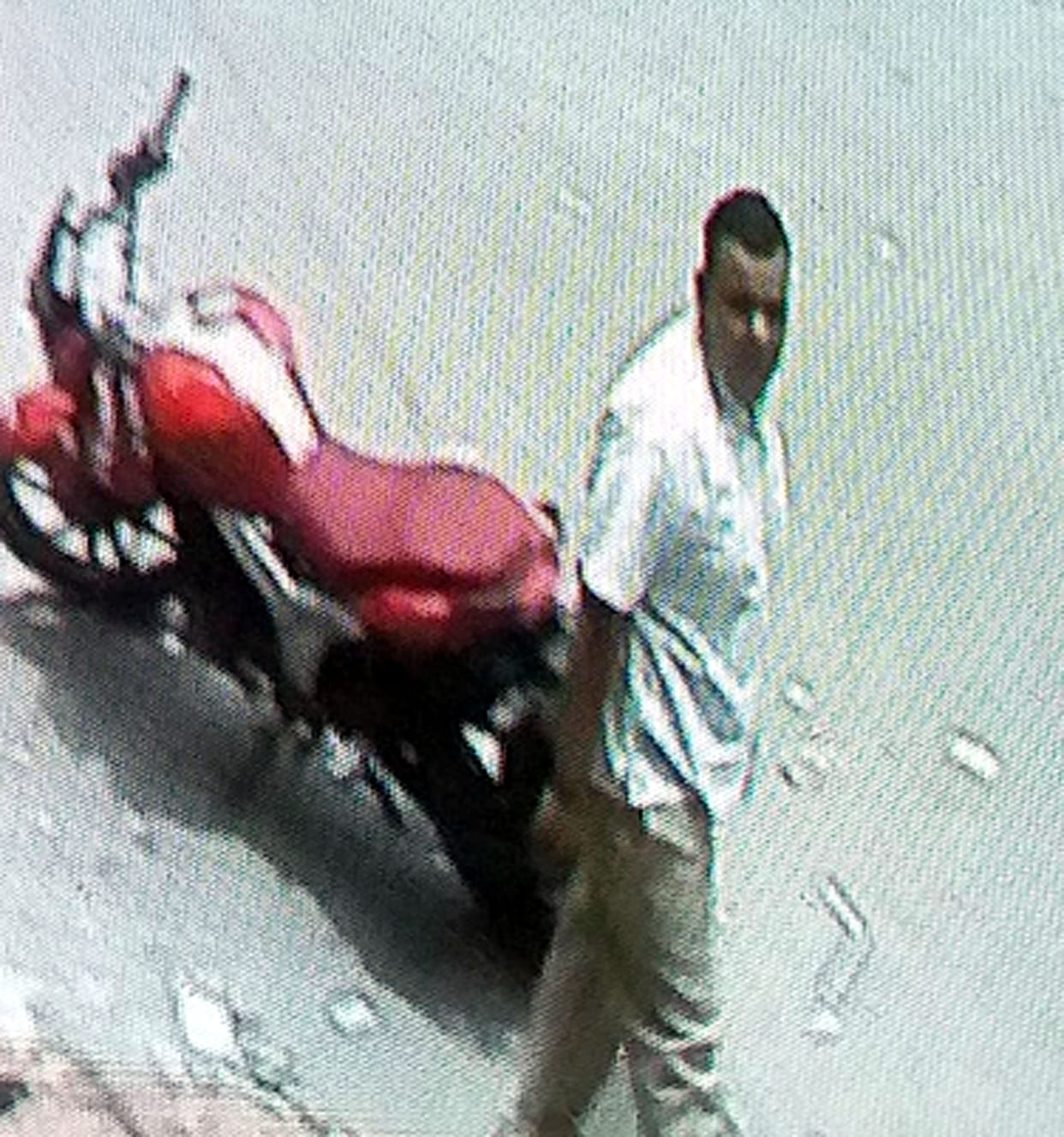 crime, cctv, gold