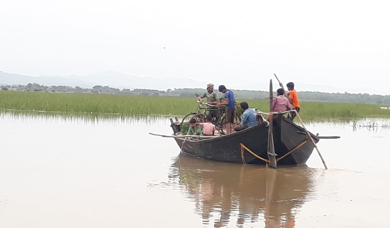 Rapti crosses red mark, water enters into 50 villages