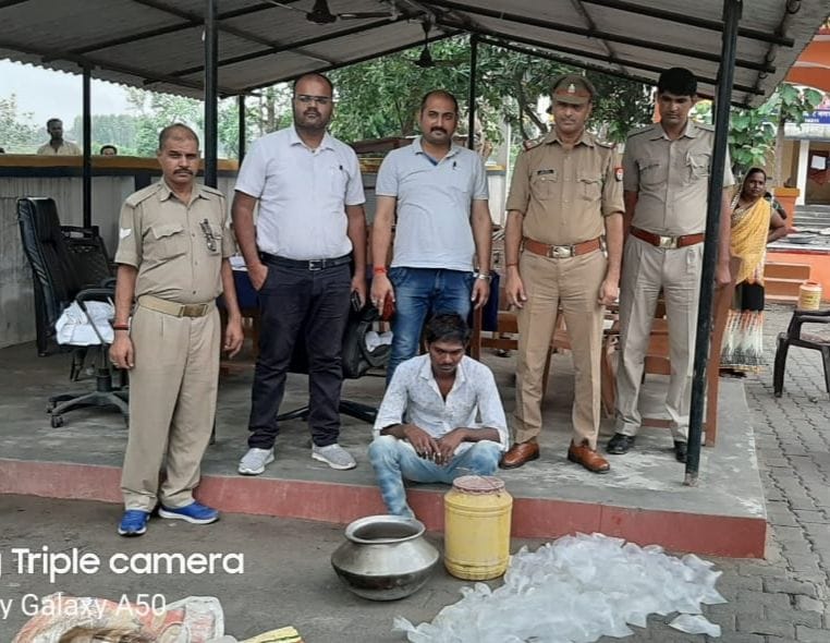 one arrested in kacchi sarab