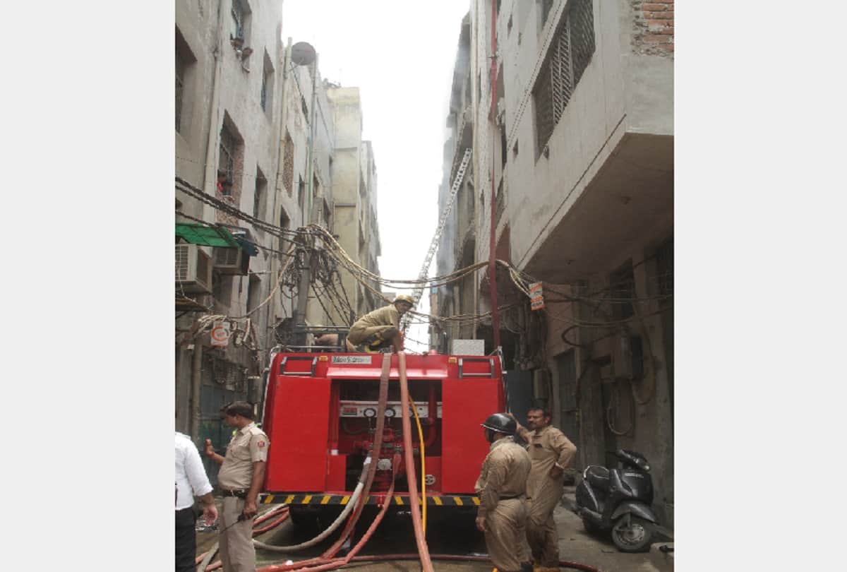 No safety equipment in the factory at jhilmil