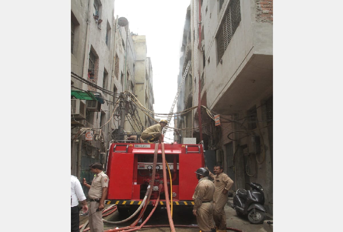 No safety equipment in the factory at jhilmil