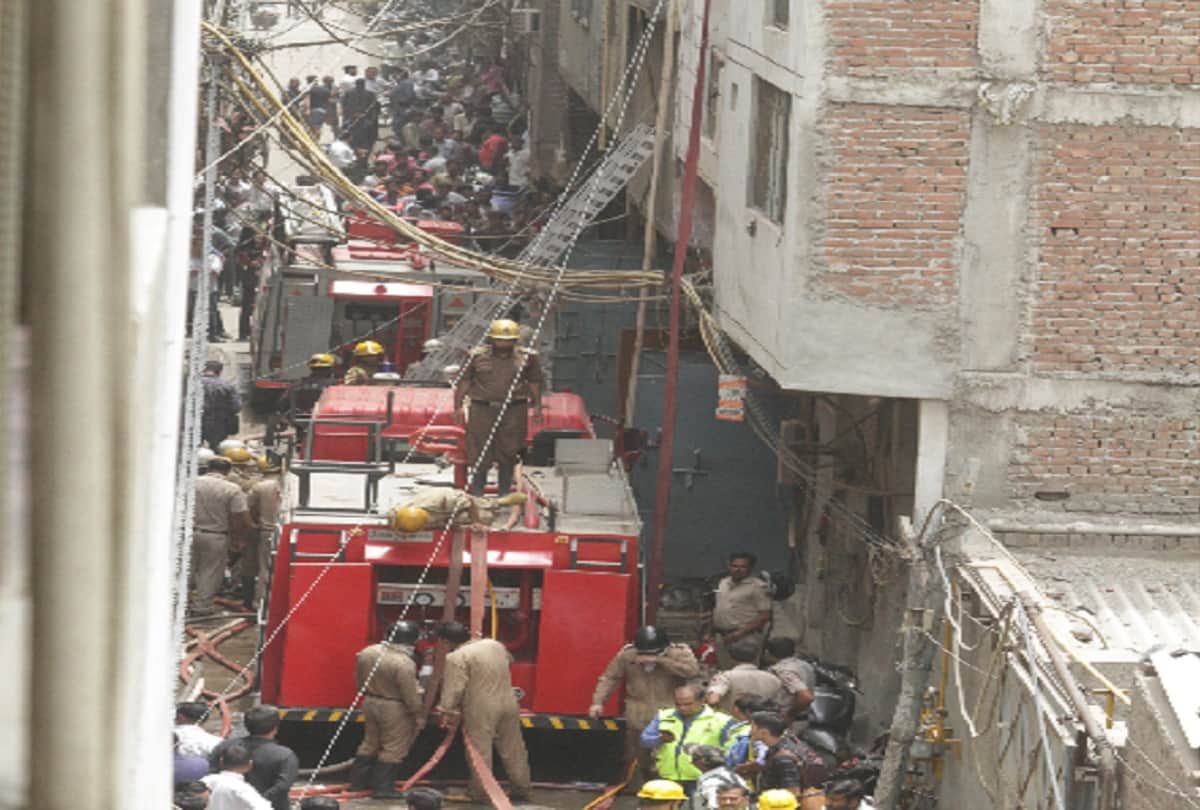 No safety equipment in the factory at jhilmil