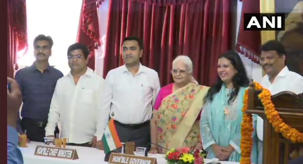 chandrakant kavlekar Filipe Nery Rodrigues Jennifer Congress mla takes oath as ministers in Goa govt