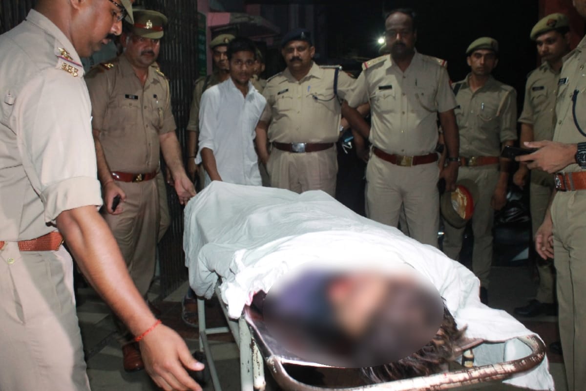Meerut Police became number one in encounter by killing ten criminals