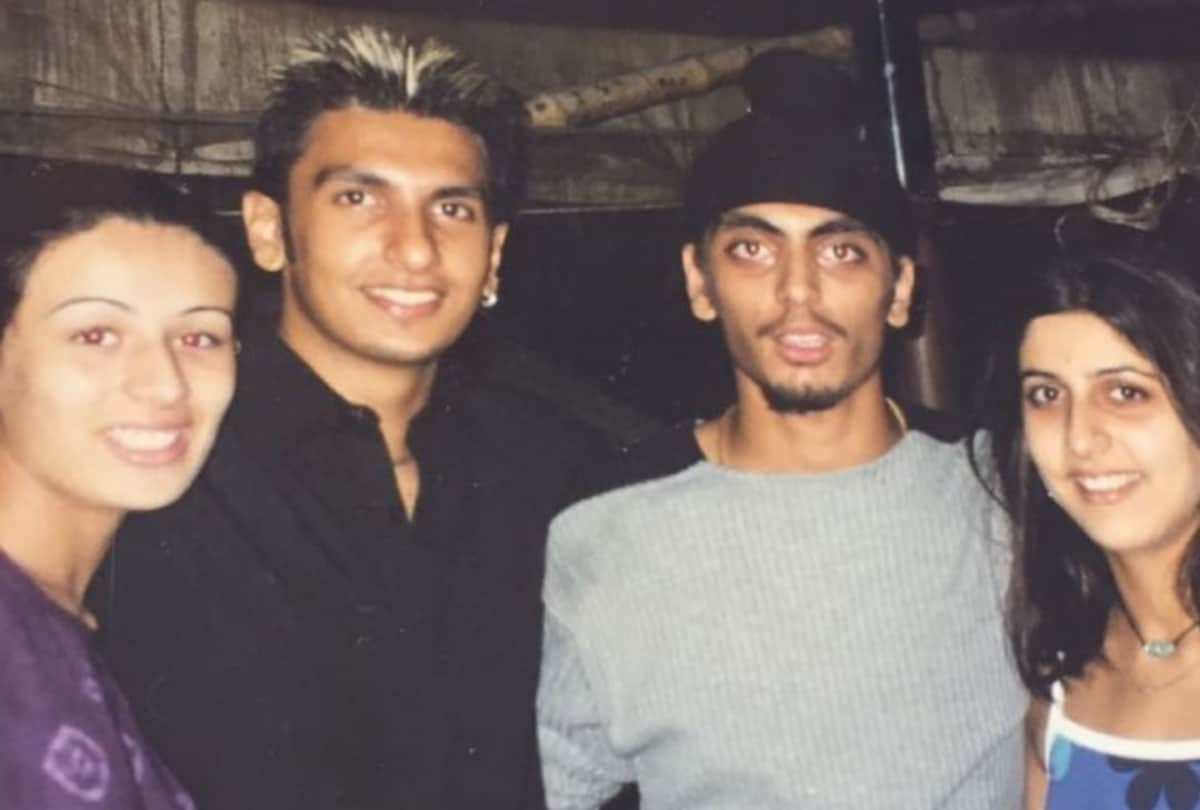 ranveer singh share picture social media want to know who is she