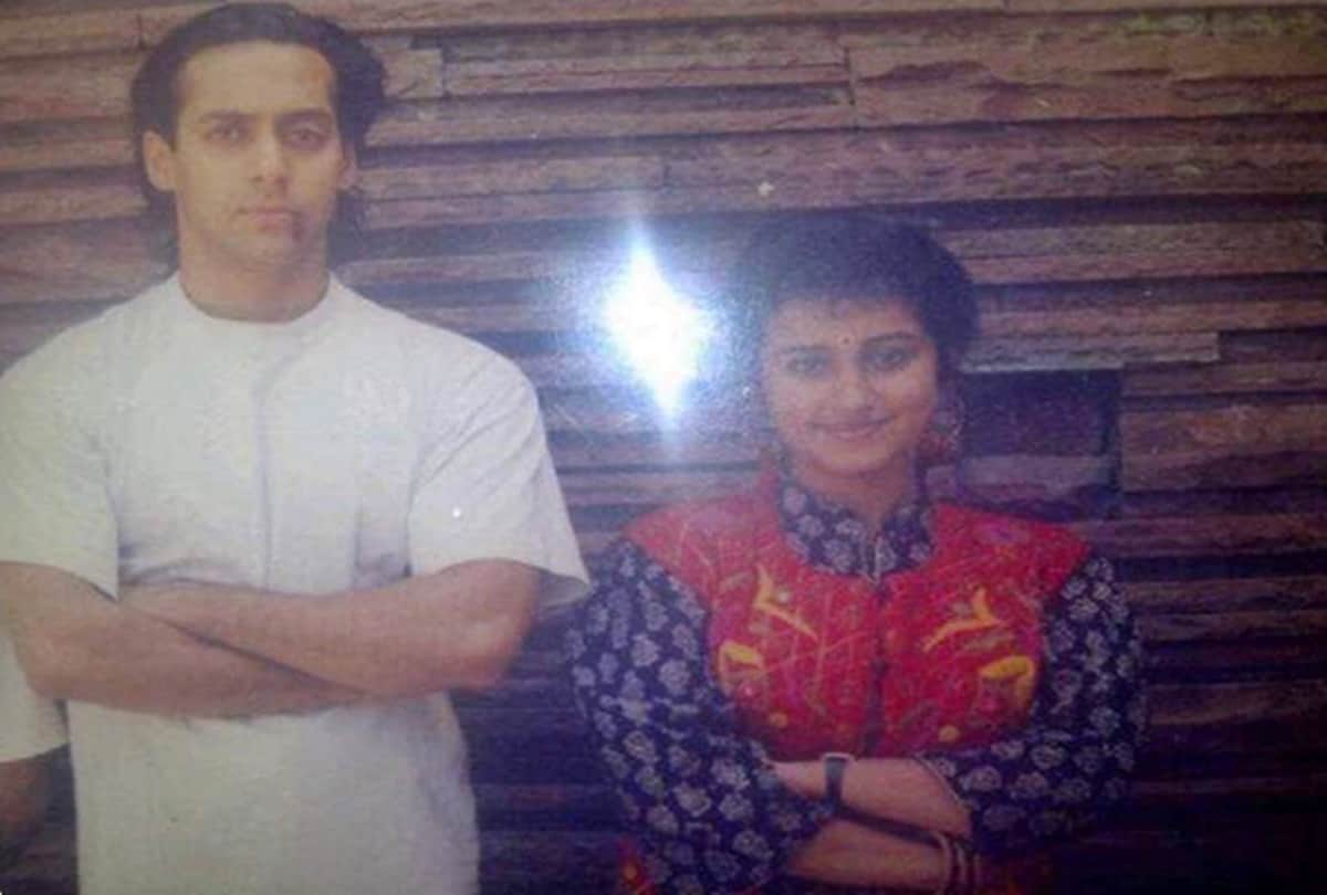 Bollywood celebs Throwback photos salman Divya Ajay Devgn Tabu Nora fatehi Vicky kaushal Deepika