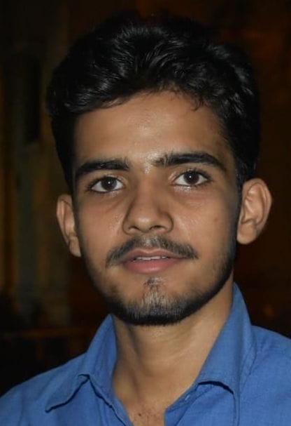 AU student Devesh became topper of IIMC.