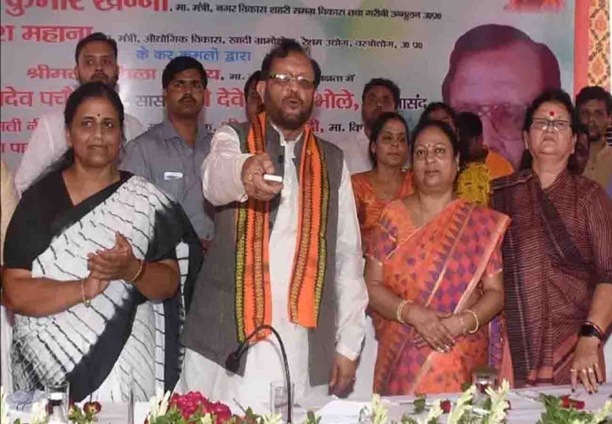 Amar Ujala campaign effect, Task Force to free ponds from the occupation