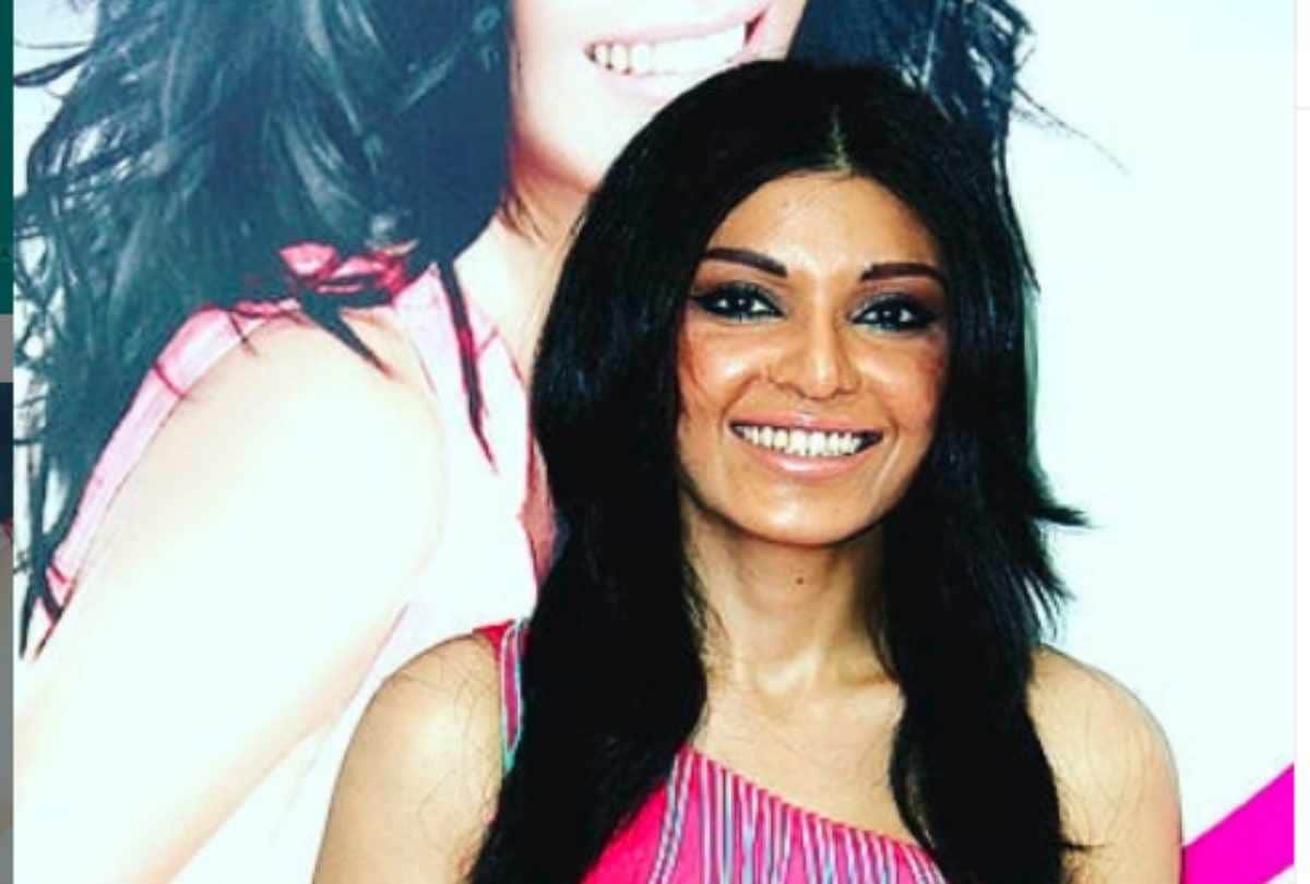 Then and Now Koena Mitra huge transformation in 4 years