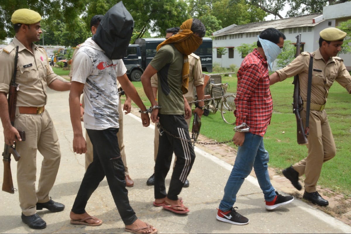 Miscreants fleeing from Police custody continuously in West UP