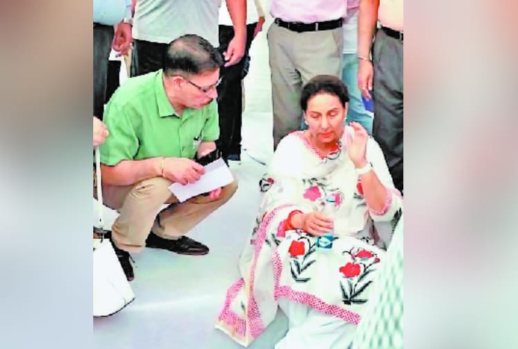 MP Preneet Kaur's Health Worsened During Plastic Free Campaign In Patiala