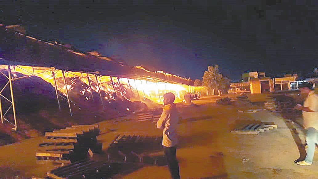 fire in grain market in ambala