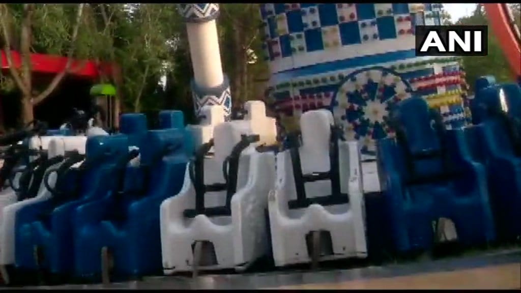 2 people died & 26 injured after a joyride at an adventure park in Ahmedabad