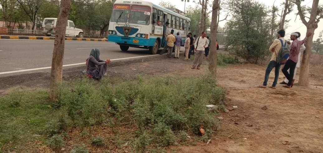 jbt examination, minor girl, bus, fatehabad