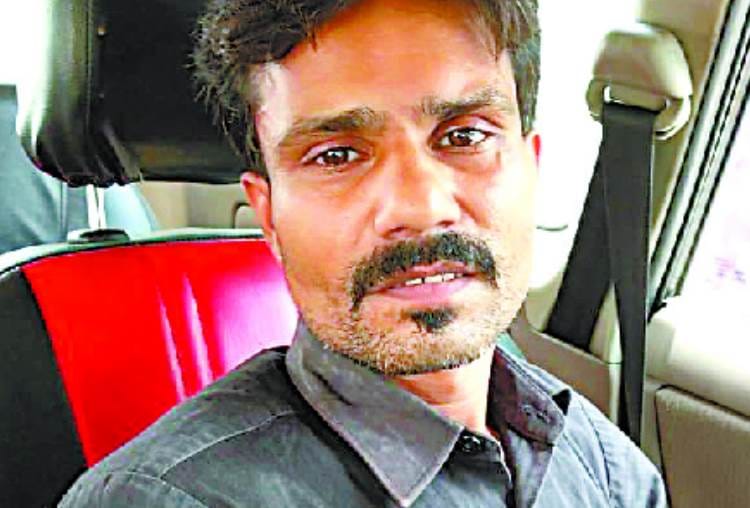 man molested a girl in lift of apartment in lucknow