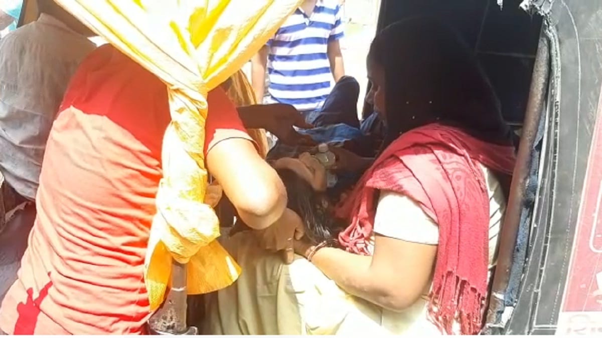 Depressed mother take poison with three children in ghazipur