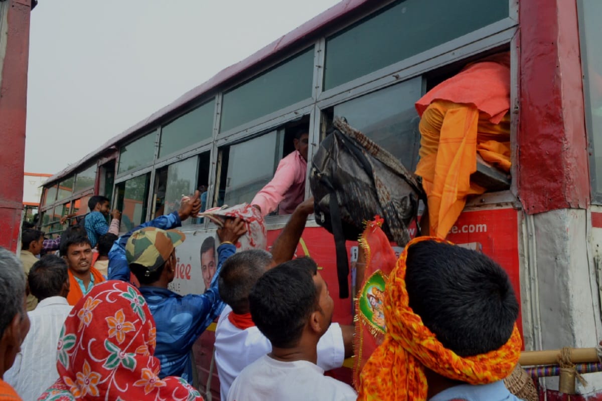 Kawad Yatra: Barricading started,traffic system failed on the first day in Meerut