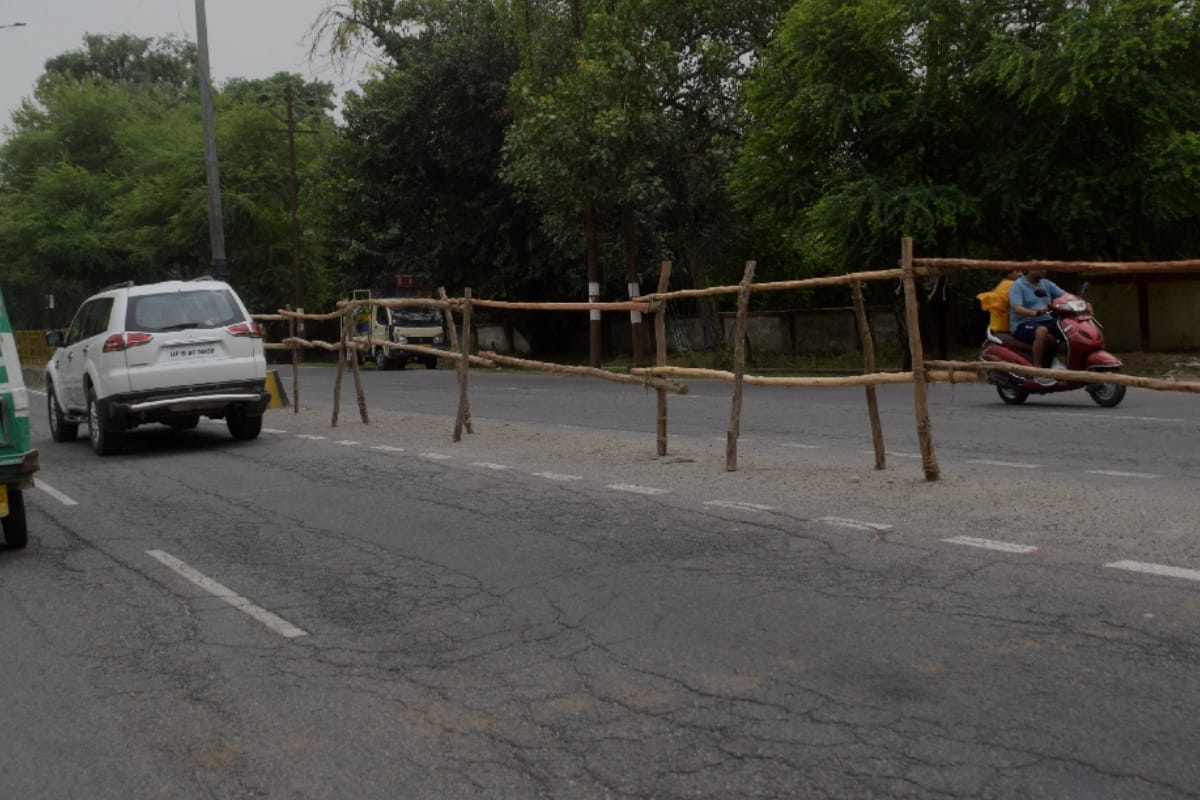 Kawad Yatra: Barricading started,traffic system failed on the first day in Meerut