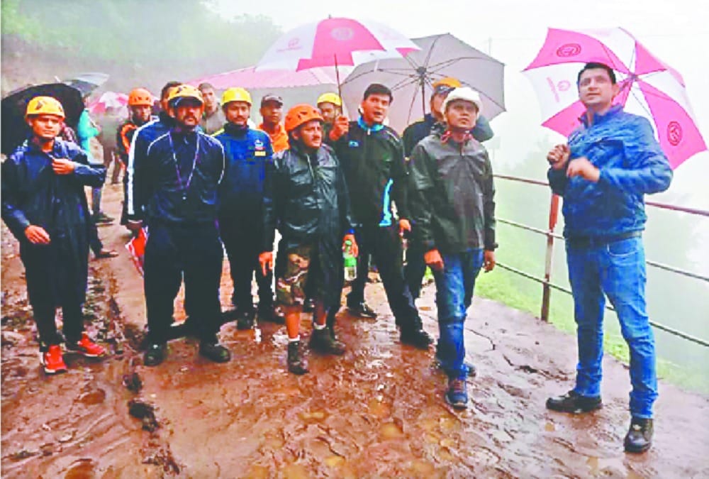 Kedarnath dham yatra will not done due to Rainfall and landslide on foot road
