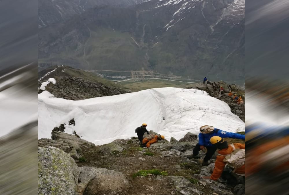 Itbp Women mountaineers climbed snow covers unknown peak during course training